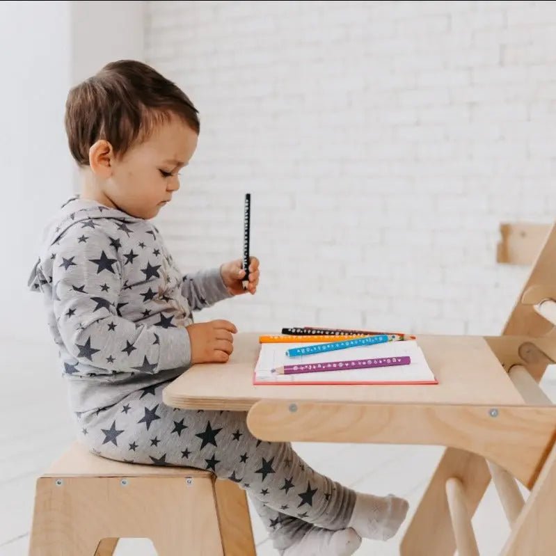 Kreativ-Staffelei mit Kinderstuhl